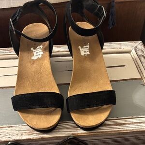 Lucky Brand Black Suede Wedges